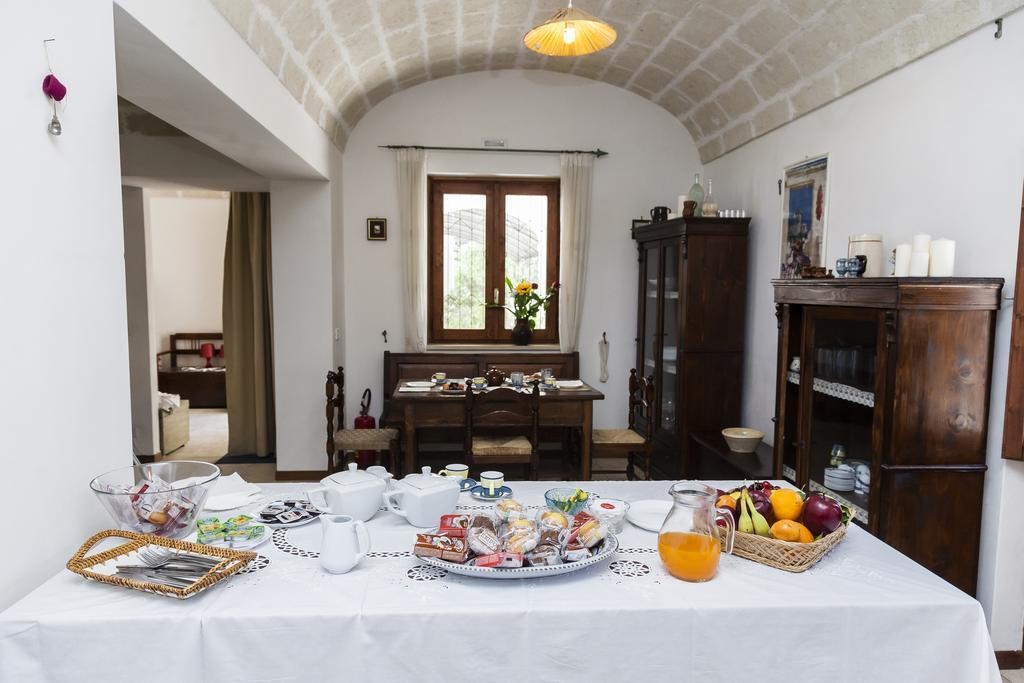 B&B Pozzo Di Luce (Adults Only) โมโนโปลี ภายนอก รูปภาพ